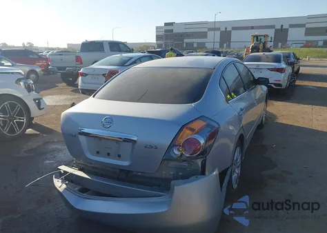 2010 Nissan Altima 2.5 S z USA, uszkodzony, nr VIN 1N4AL2AP1AN537232